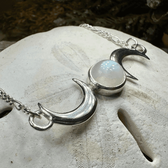 Nialla Triple Moon Necklace - 