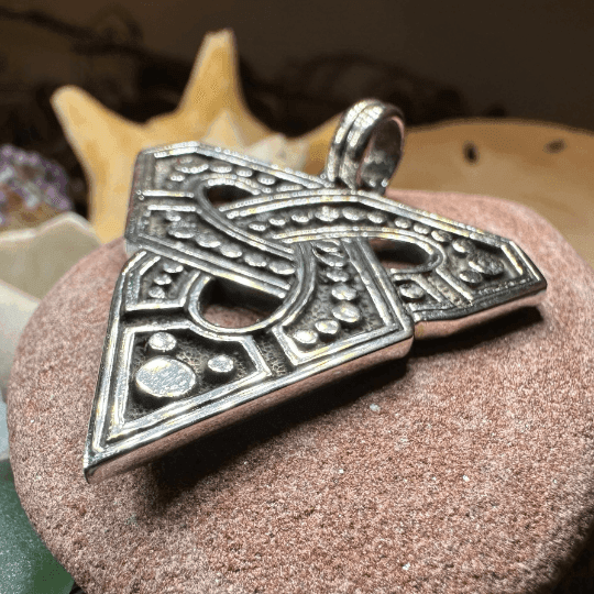 Inner Strength Trinity Knot Necklace - 18