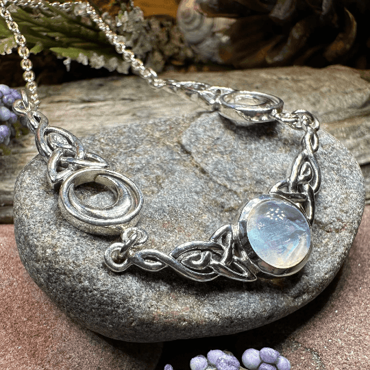 Celtic Triple Moon Necklace - Amethyst