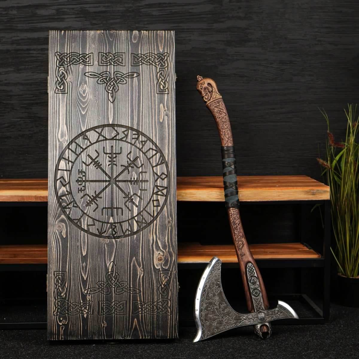 Real Leviathan axe with Glow-in-the-Dar Runes - 