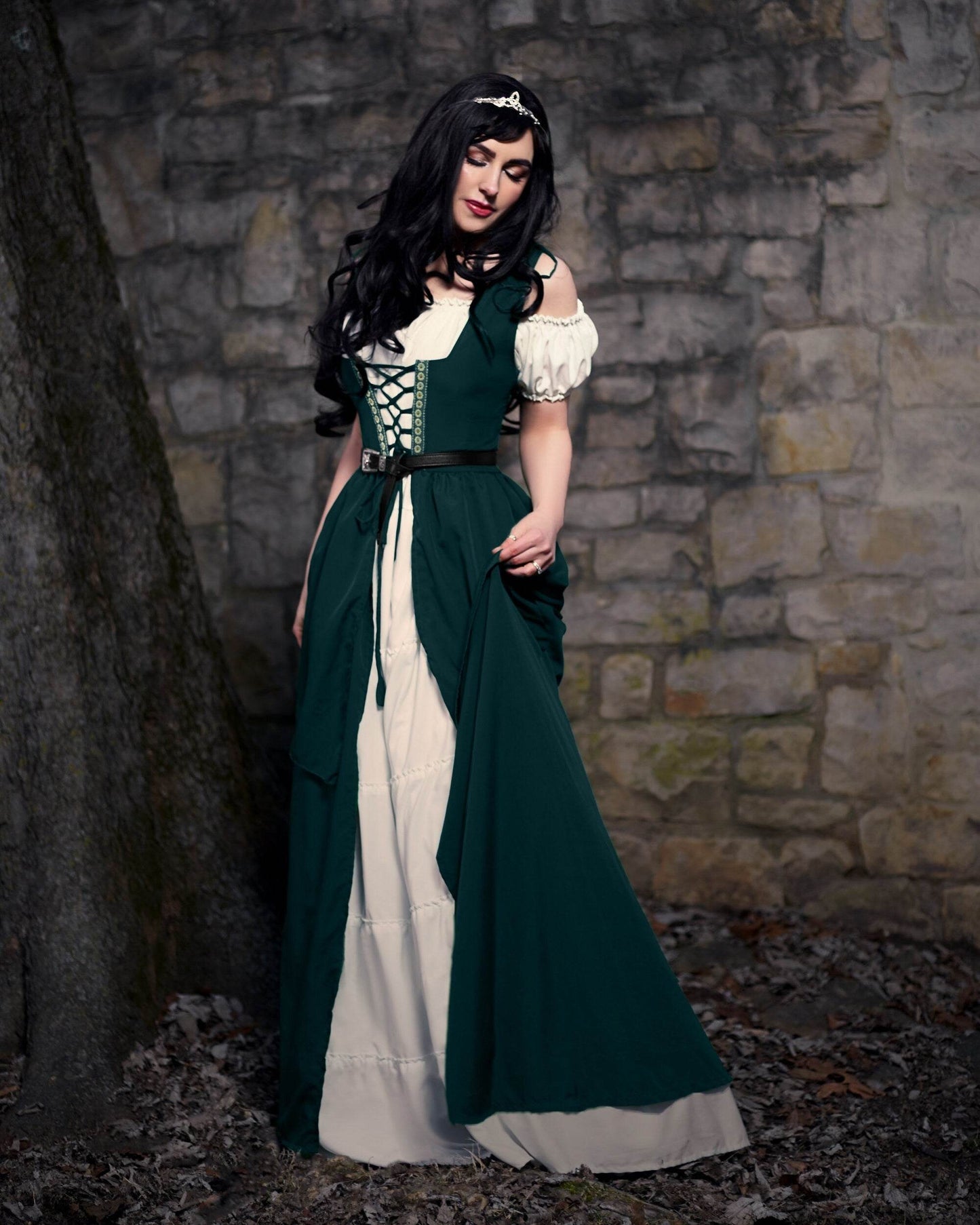 Renaissance Faire Layered Full Costume Fitted Lace-up Irish Dress with Capped Sleeve Chemise - Jade / XXS/XS