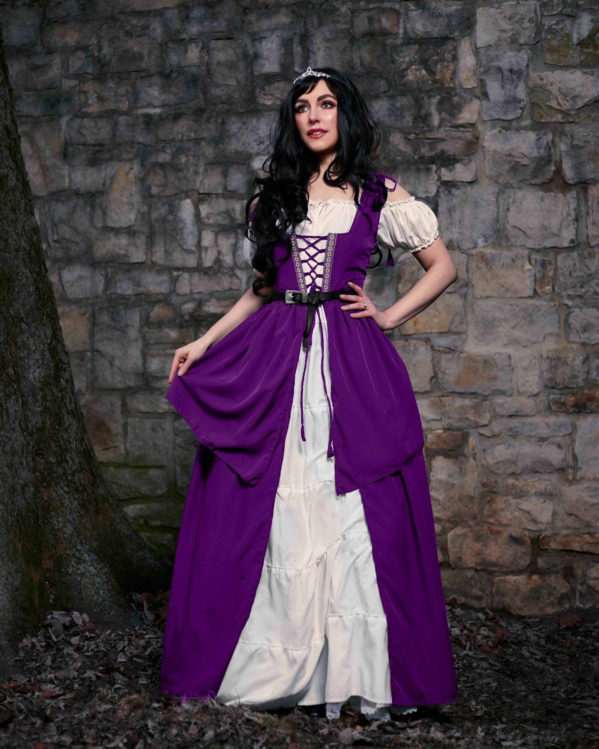Renaissance Faire Layered Full Costume Fitted Lace-up Irish Dress with Capped Sleeve Chemise - Plum / XXS/XS