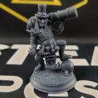Brains, Manic Goblin Inventor (Male Goblin Artificer) - 32mm Scale