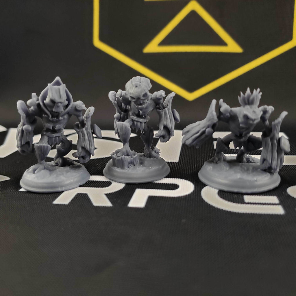 Volys, Treant Saplings - 32mm Scale / A - Foot on Stump