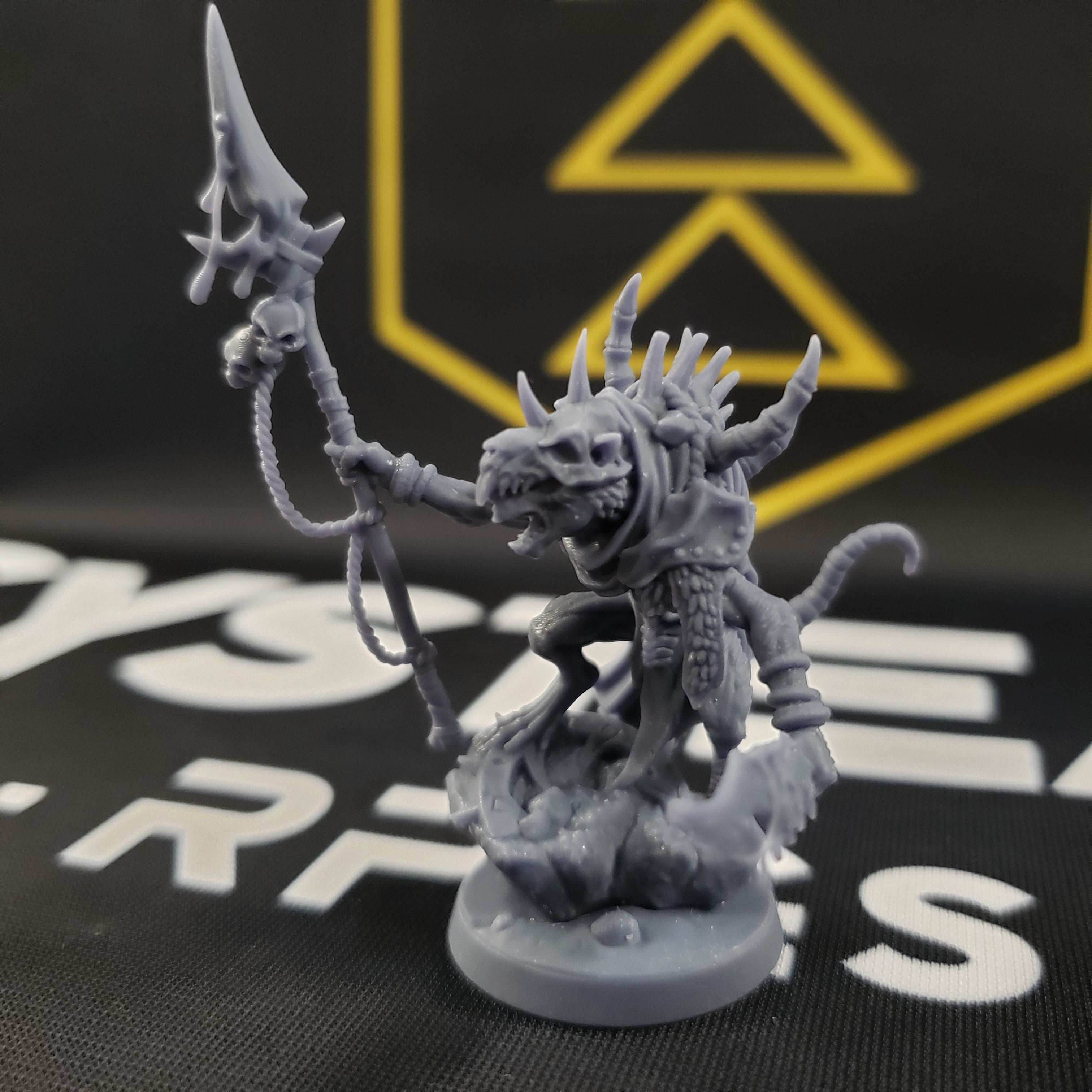 Bonekrat Carrionbearer (Male Ratkin Warlord) - 