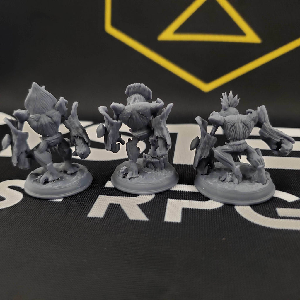 Volys, Treant Saplings - 32mm Scale / A - Foot on Stump