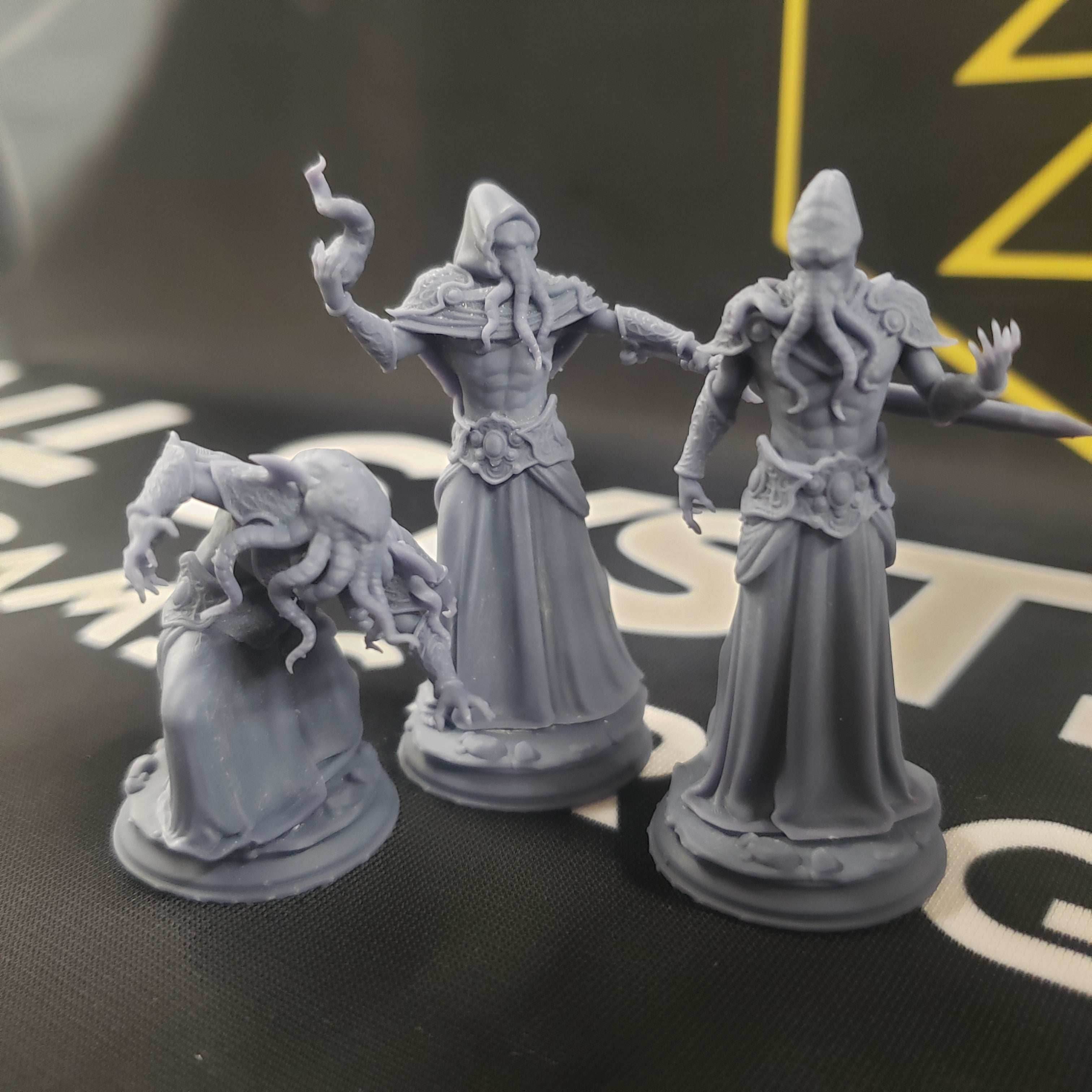Ascended Flayers of Hendrak (Mindflayers) - 32mm Scale / A - Master