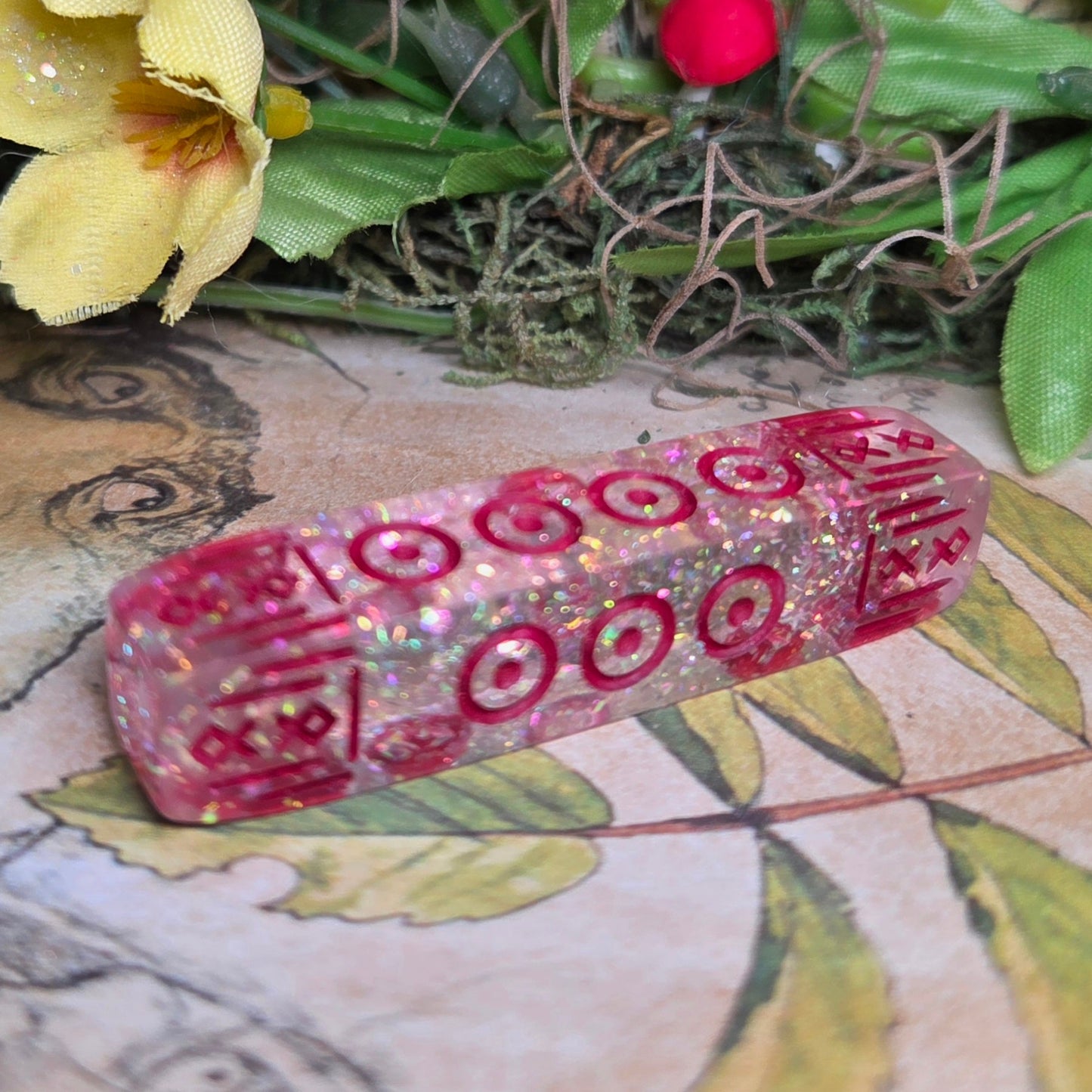 'Preserving History' Rainbow Colorshift Individual Handmade Resin Alternative Shaped Pipped Bar D4 Gaming Dice