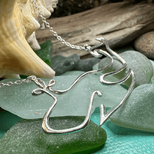 Whale Line Necklace - 