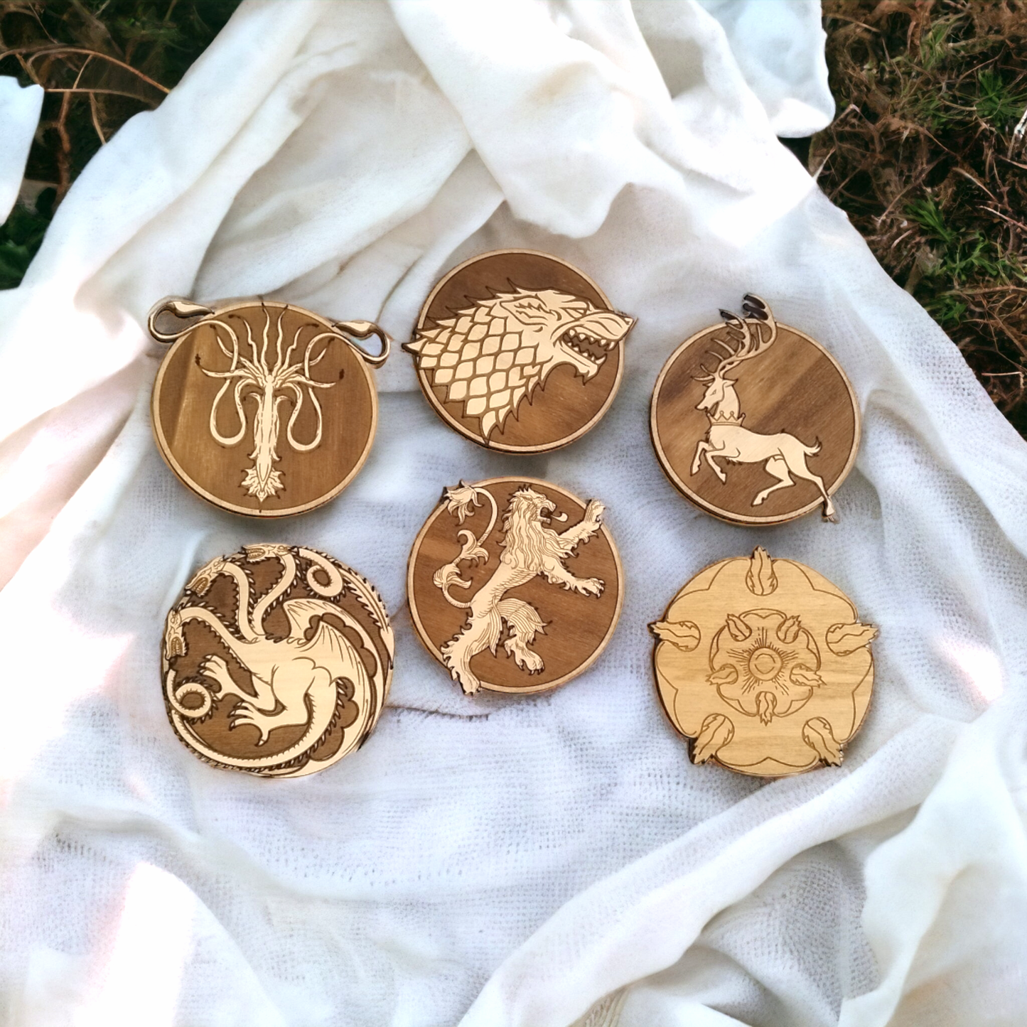 Set of 6 Game of Thrones Houses Wooden Coasters - Handmade Gift - Housewarming - Wood Kitchenware