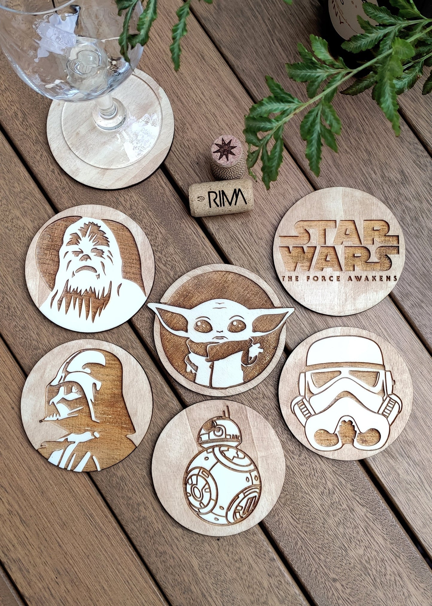 Set of 6 Star Wars Wooden Coasters - Handmade Gift - Housewarming - Wood Kitchenware - Baby Yoda