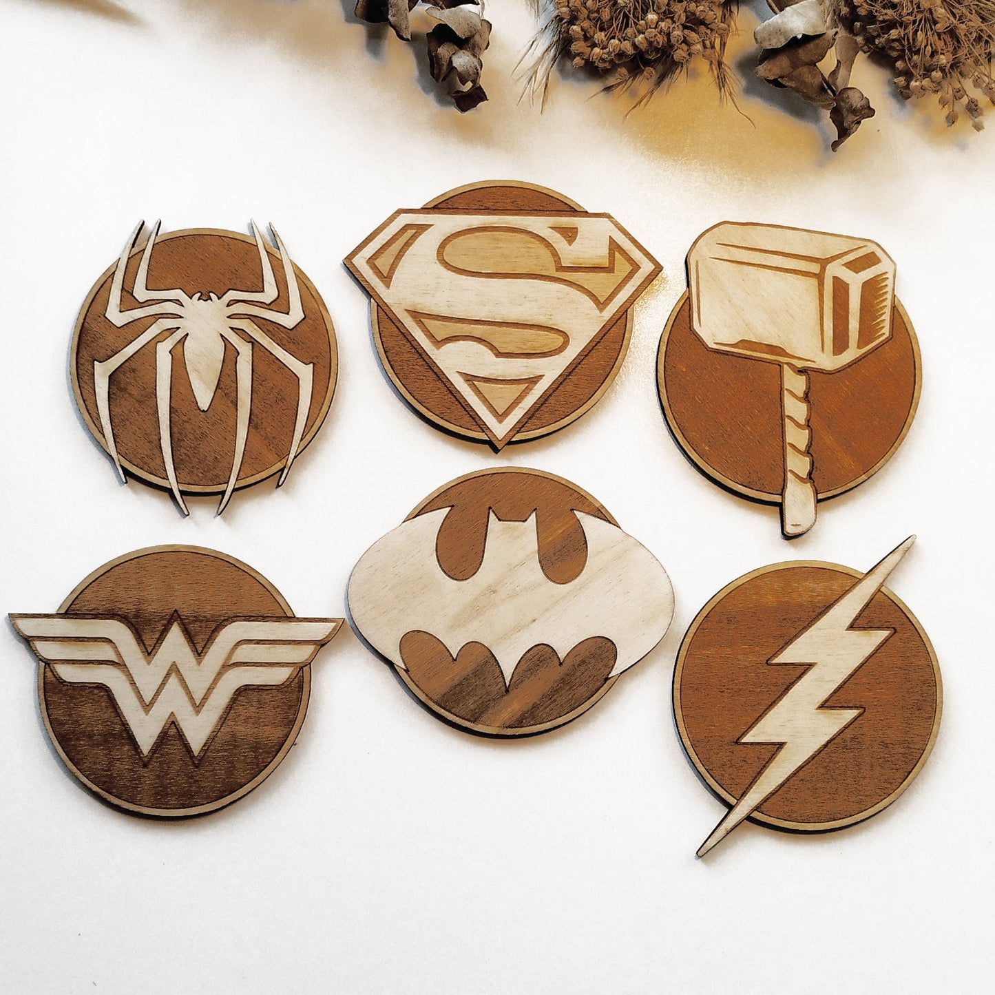 Set of 6 Superheroes Wooden Coasters - Handmade Gift - Housewarming - Wood Kitchenware