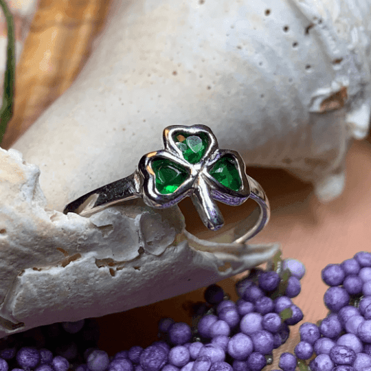 Emerald Isle Shamrock Ring - 6
