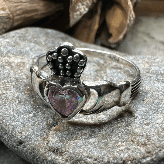 Clarina Claddagh Ring - 6 / Pink