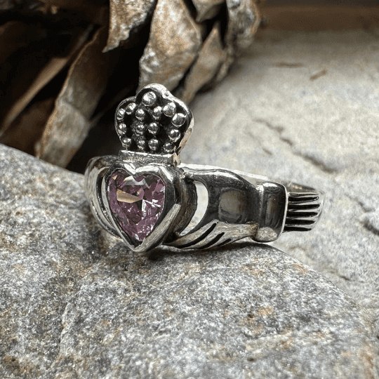 Clarina Claddagh Ring - 6 / Pink