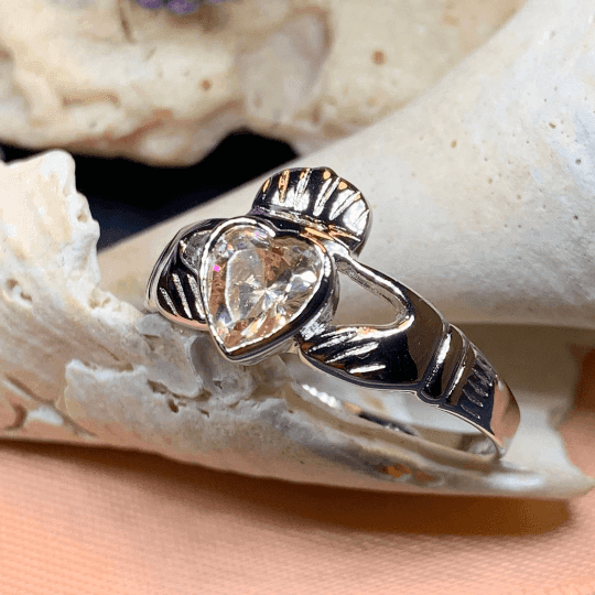 Champagne Diamond Claddagh Ring - 4