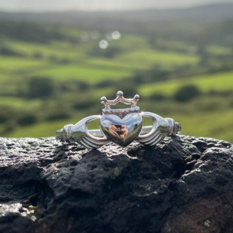 Bantry Claddagh Ring