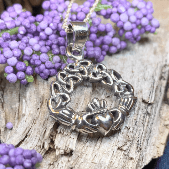 Claddagh Trinity Knot Necklace - 18
