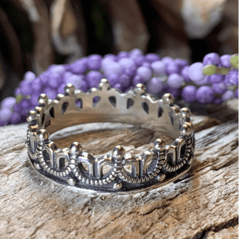 Elizabeth Crown Ring - 6