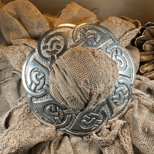 Lorna Celtic Knot Scarf Ring - 
