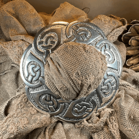 Lorna Celtic Knot Scarf Ring - 