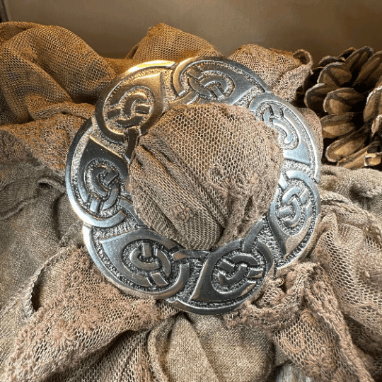 Lorna Celtic Knot Scarf Ring - 