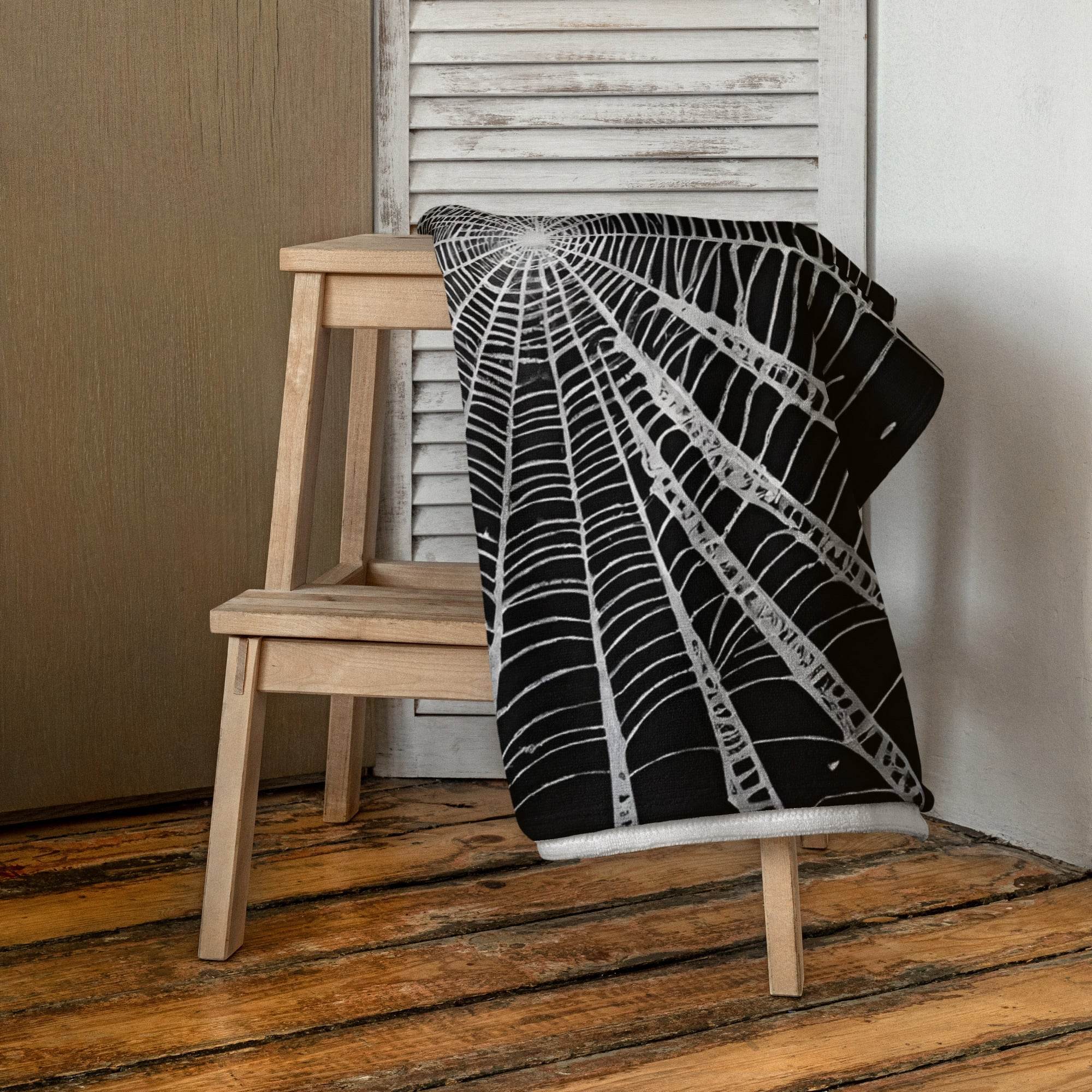 Spider Web Towel - 