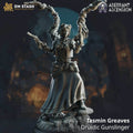 Tasmin Greaves, Druidic Gunslinger (Female Half-Elf Druid) - 32mm Scale