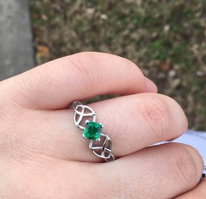 Sylvia Trinity Knot Ring - 4 / Blue Sapphire