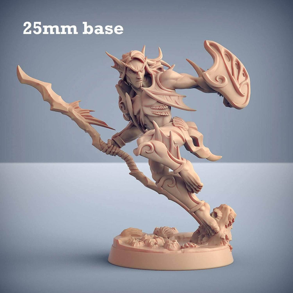 Triton Raider: Sculpt B (Male Merfolk Soldier) - With Hair / Shield / Spear