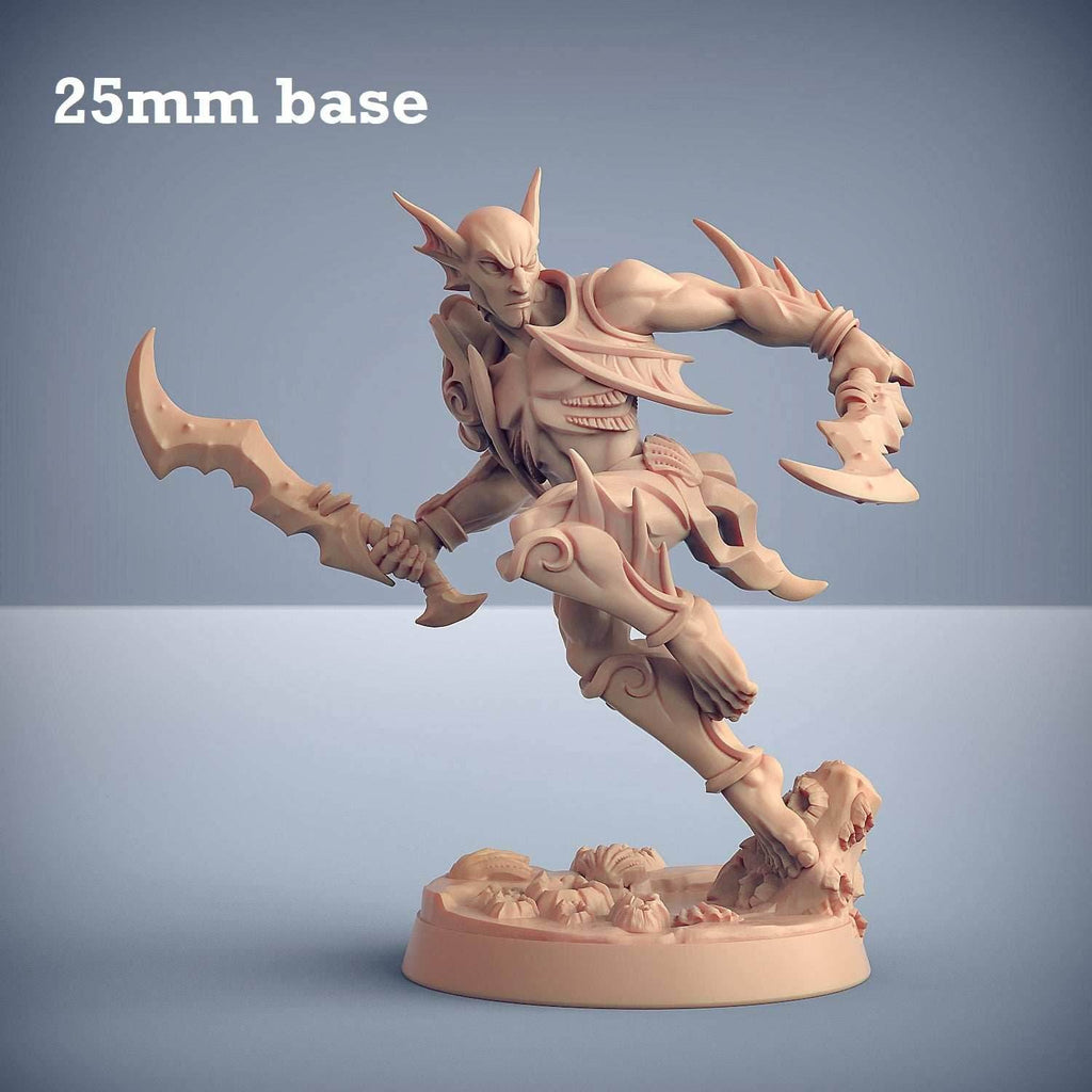 Triton Raider: Sculpt B (Male Merfolk Soldier) - With Hair / Shield / Spear