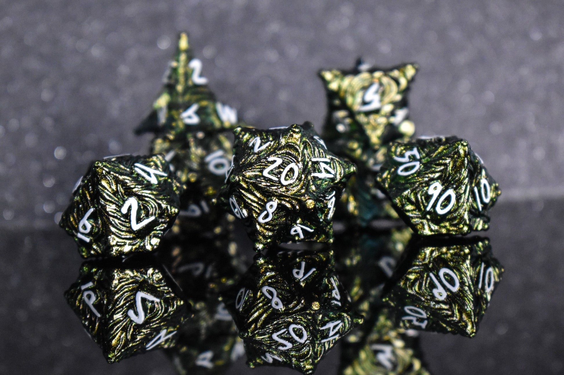 Vortex Warp Metal Dice Set - Pearlescent Green