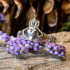 Clara Claddagh Ring