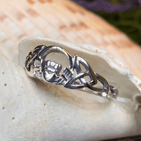 Claddagh Celtic Knot Ring - 5