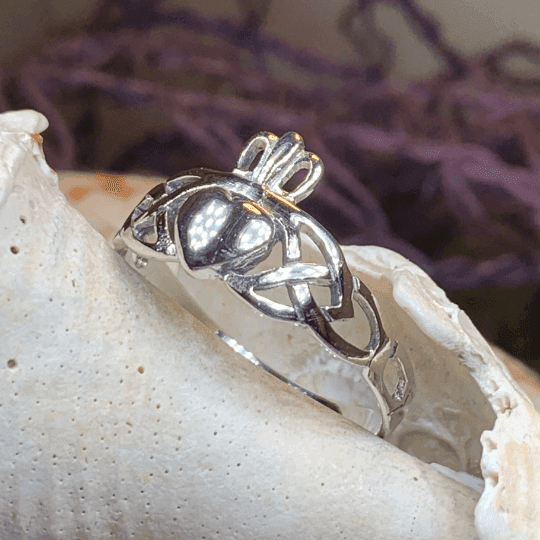 Irish Claddagh Trinity Knot Ring - 8