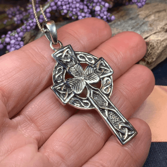 Collins Celtic Cross Shamrock Necklace - 18