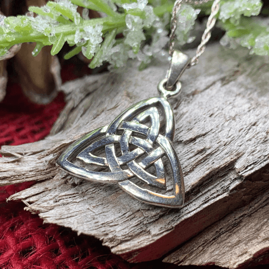 Celtic Triangle Necklace - 18