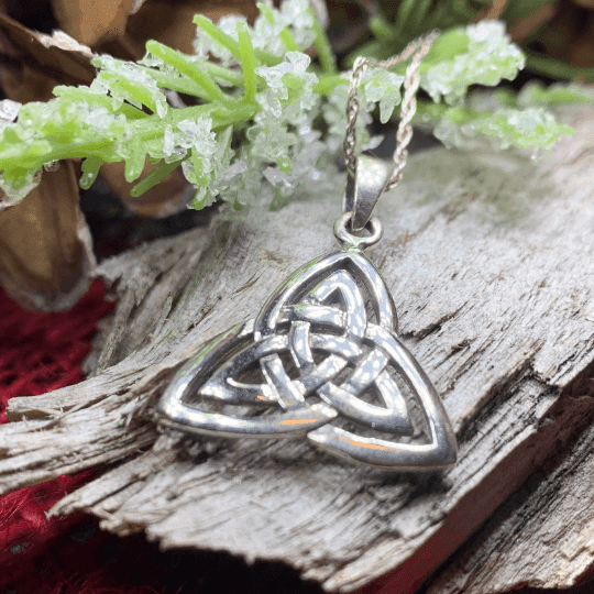 Celtic Triangle Necklace - 18