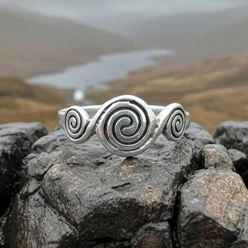 Newgrange Triple Spiral Ring