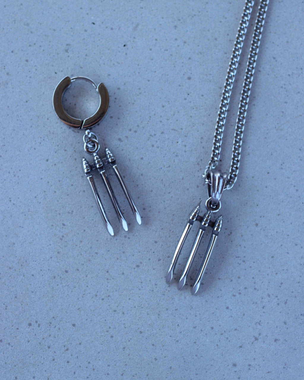 Marvel™ Wolverine Claw Necklace - Chrome