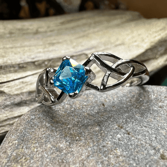 Sylvia Trinity Knot Ring - 5 / Blue Topaz