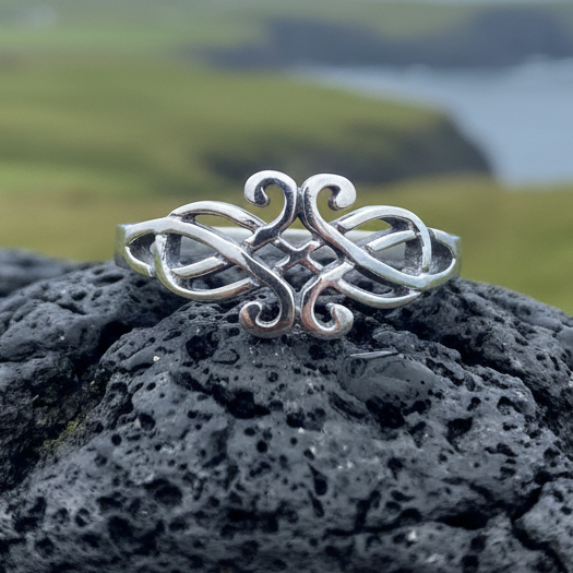 Nataly Celtic Knot Ring