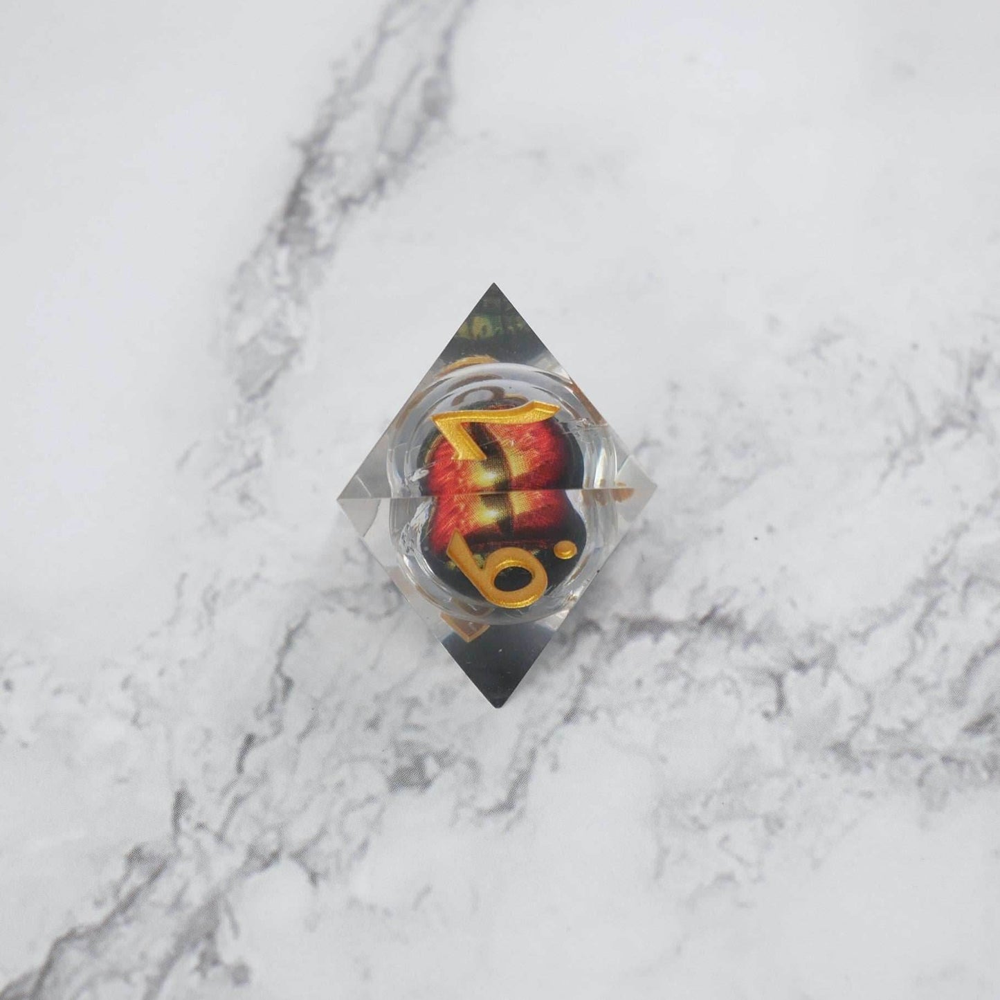 Xanathar's Eye | 7 Piece Moving Eye DnD Dice Set | Acrylic RPG Gaming Dice - 