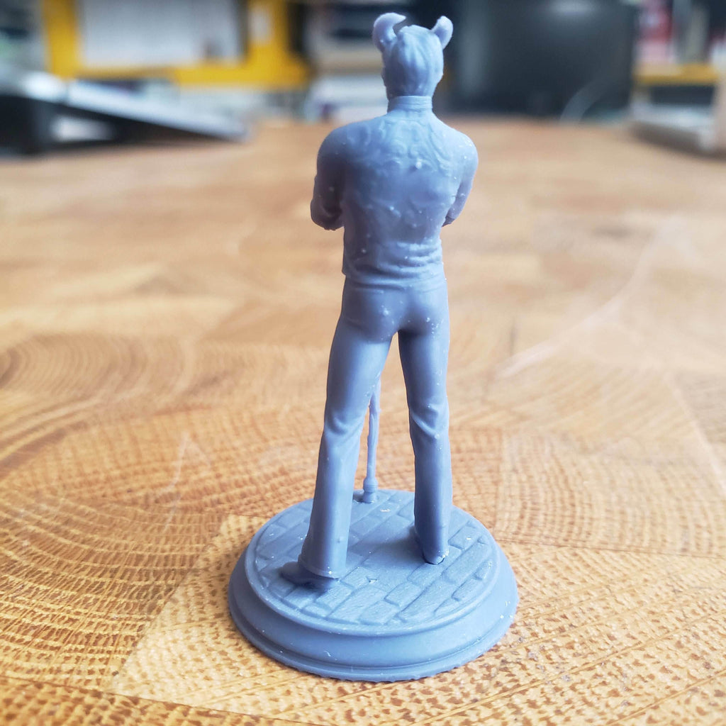 Xarvir Barikdral, The Fortunate (Male Tiefling Noble) - 32mm Scale